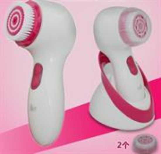 Picture of Casey Alizz Professional Cordless Rechargeable Cleansing Facial Brush