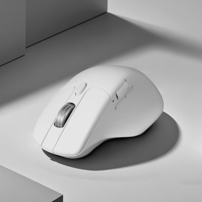 Picture of Keychron M6SB72 1K Wireless Mouse (BT/2.4GHz/Wired) with Huano silent Micro switch and premium wheel - White